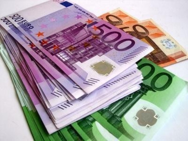 Jag ställer till ditt förfogande ett mycket snabbt Jag ställer till ditt förfogande ett mycket snabbt